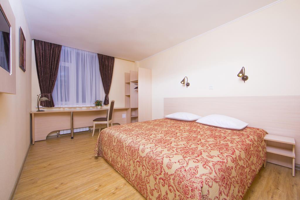 Don Kihot Hotel Rostov-On-Don Room photo